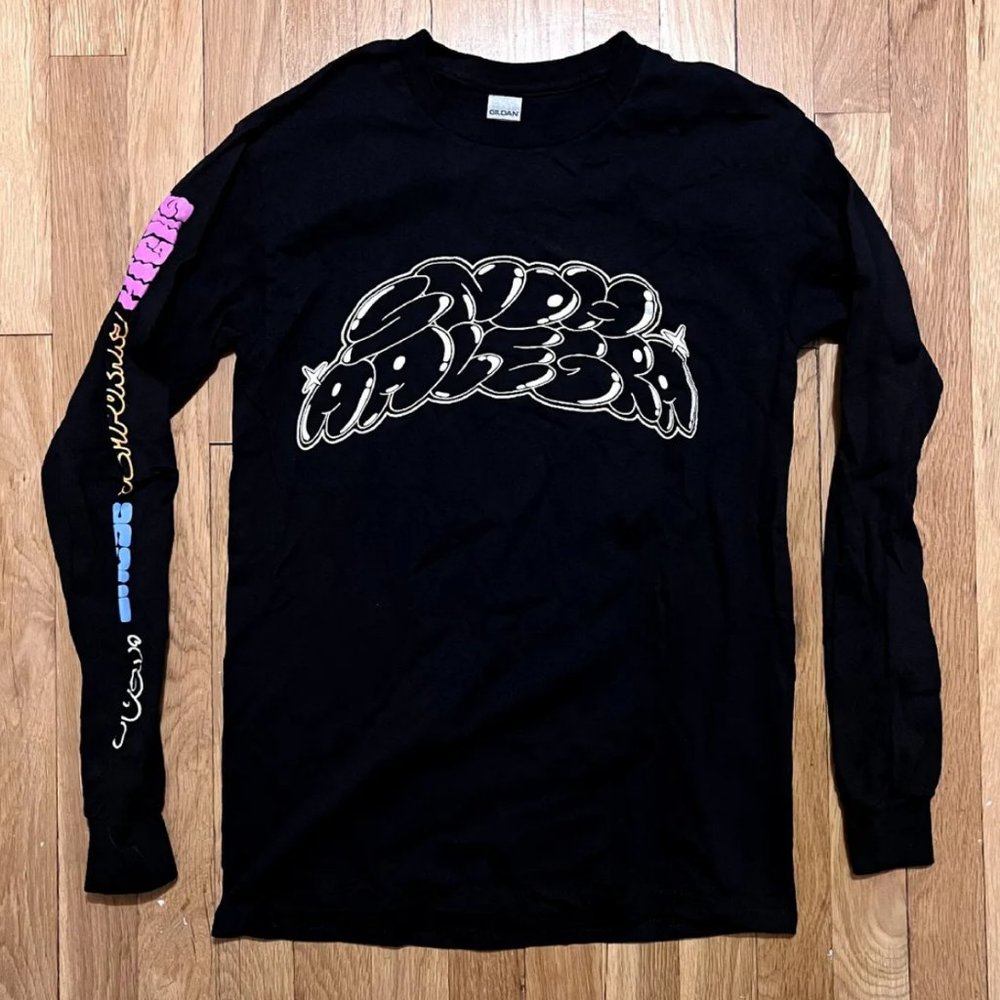 NWOT GILDAN Tee Long Sleeve Concert Merch Black Graphic Bubble Letter Pink Blue